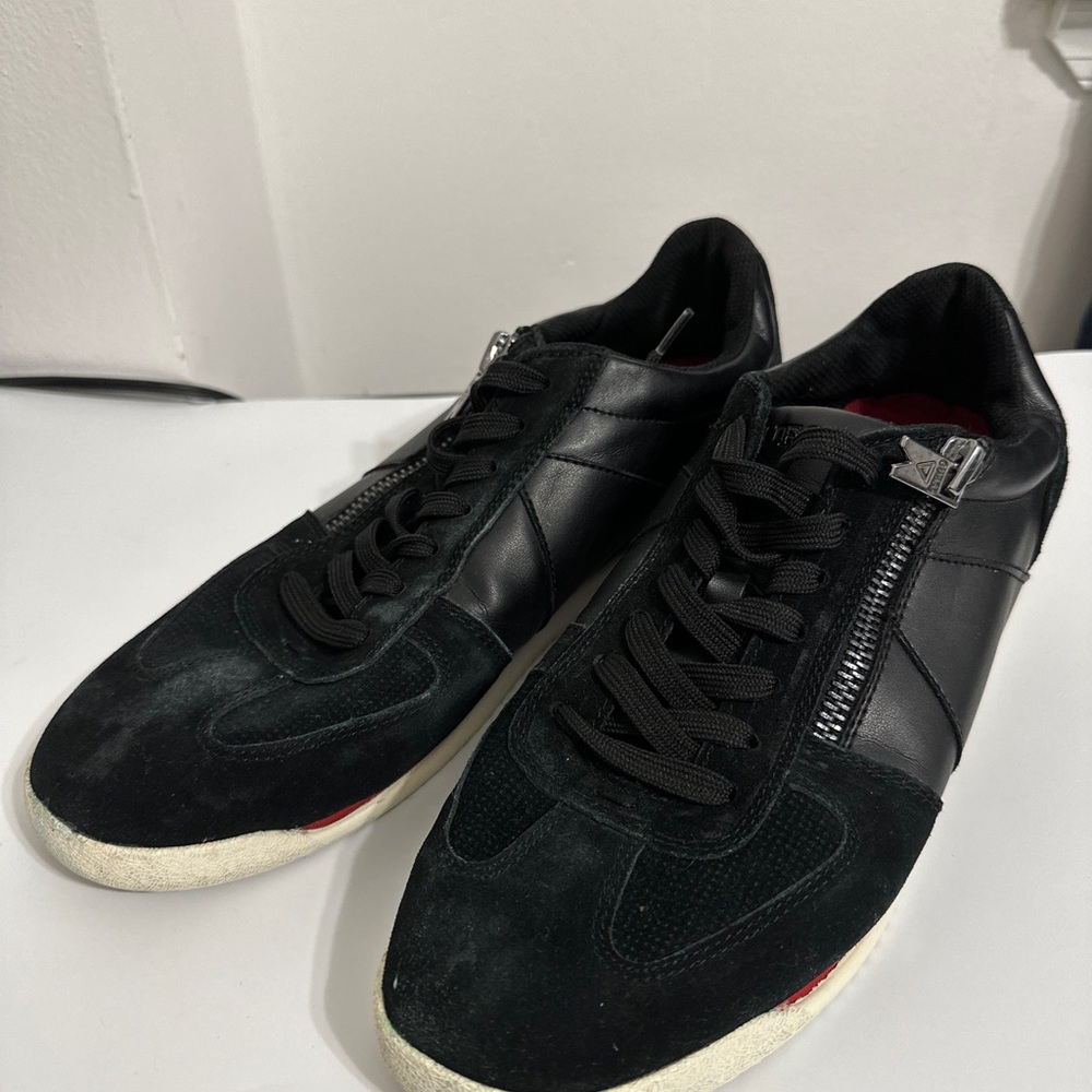 guess shoes men size 11 mens